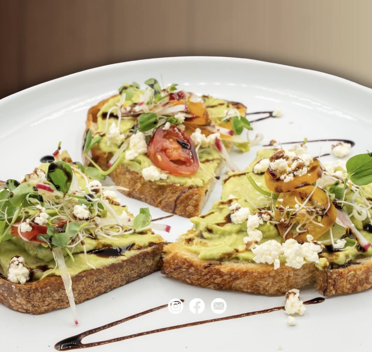 Brunch & Toasts